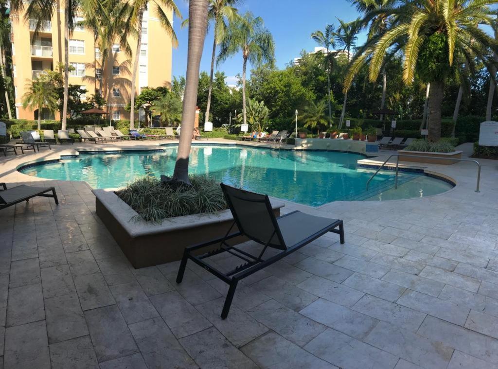 6-502 Amazing Water View - Three Bedrooms Aventura Exteriör bild