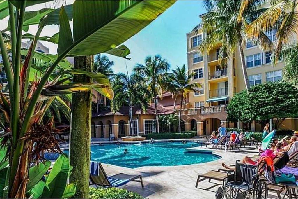 6-502 Amazing Water View - Three Bedrooms Aventura Exteriör bild